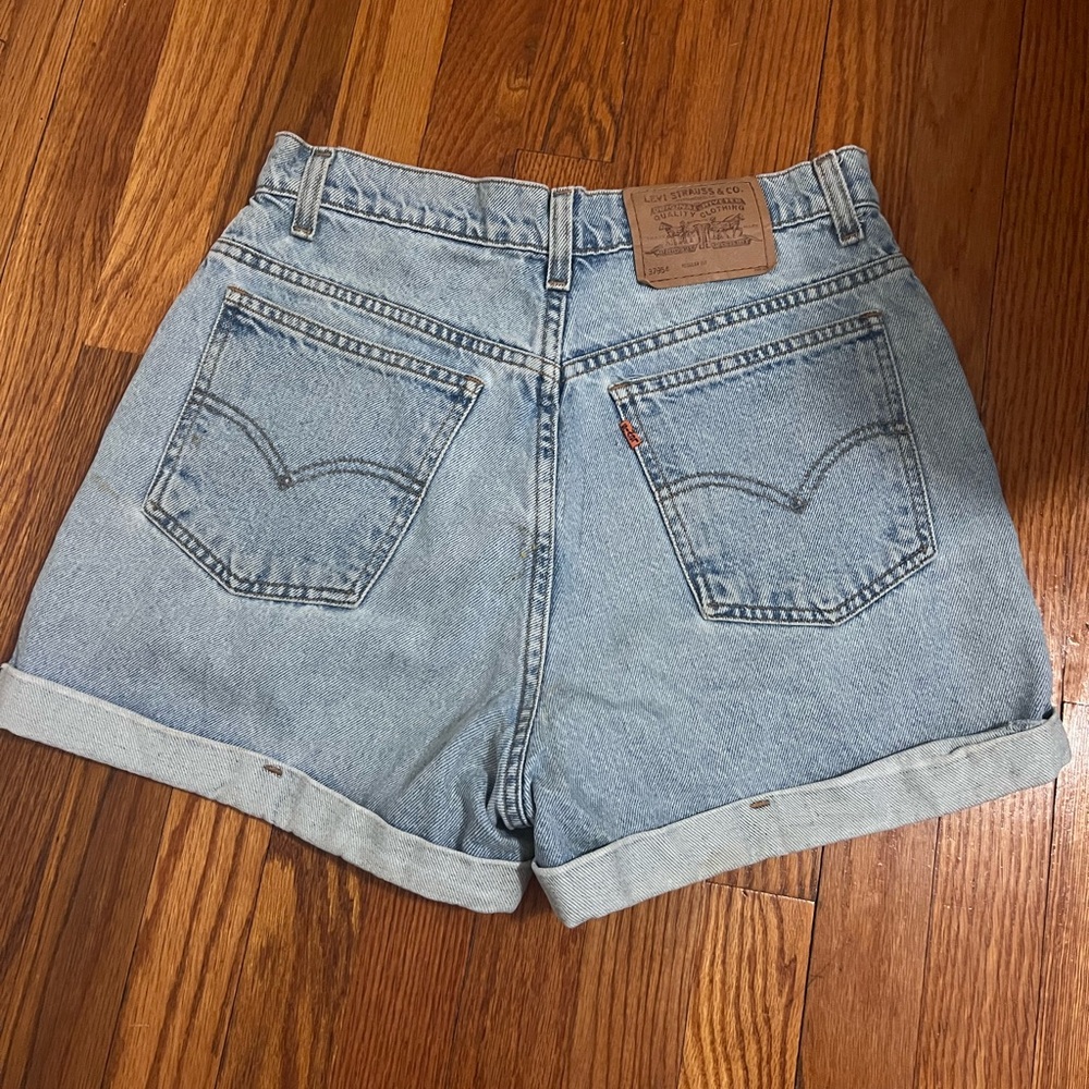 SOLD Light wash Levi shorts! - Picture 2 of 3